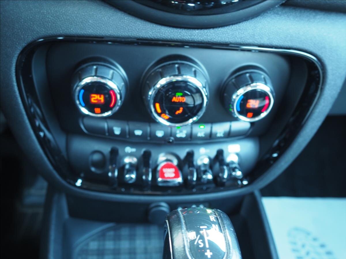 Mini Clubman Kombi 2,0 l 141 kw