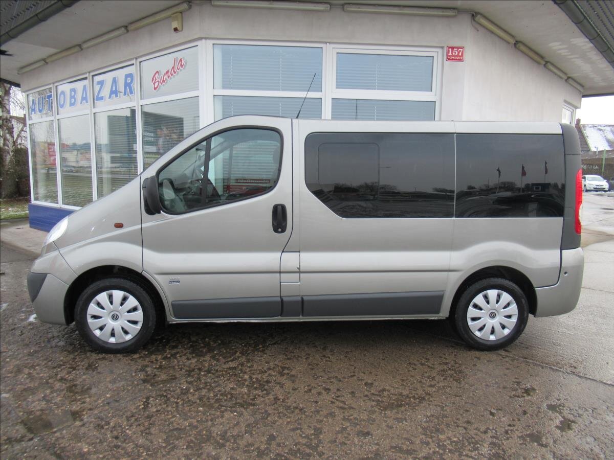 Opel Vivaro Ostatní 2,5 l 84 kw