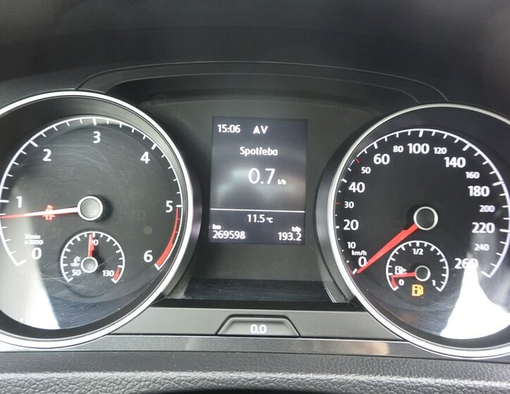 Volkswagen Golf Kombi 2,0 l 110 kw