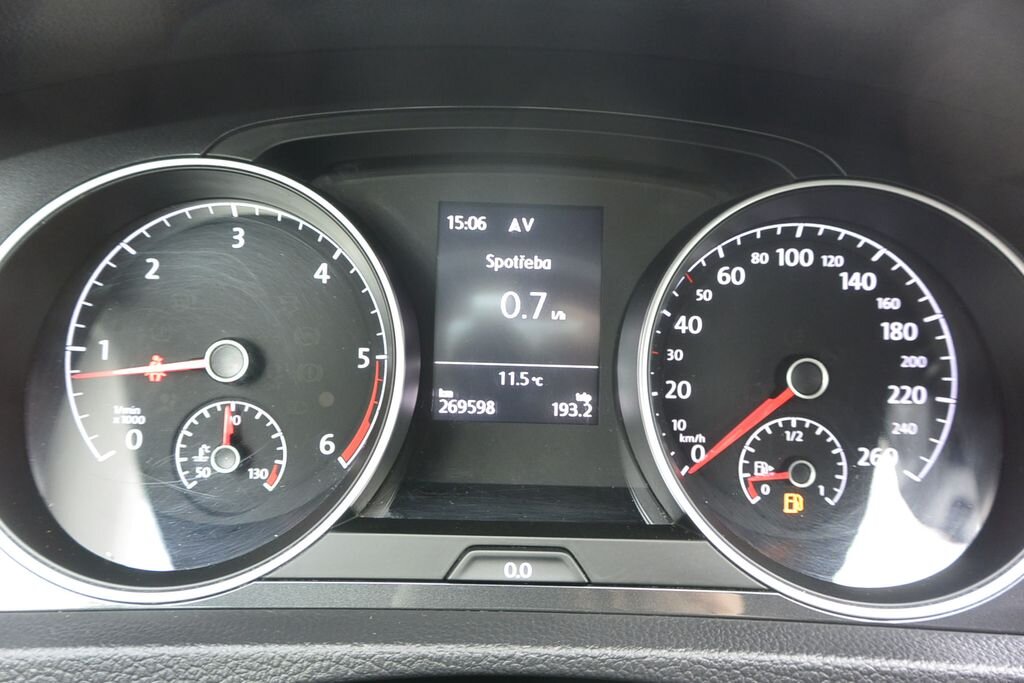 Volkswagen Golf Kombi 2,0 l 110 kw