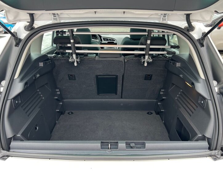 Peugeot 3008 SUV 1,6 l 88 kw