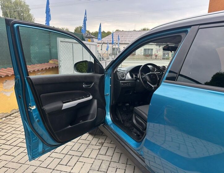 Suzuki Vitara 21