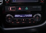 Mitsubishi Outlander 31