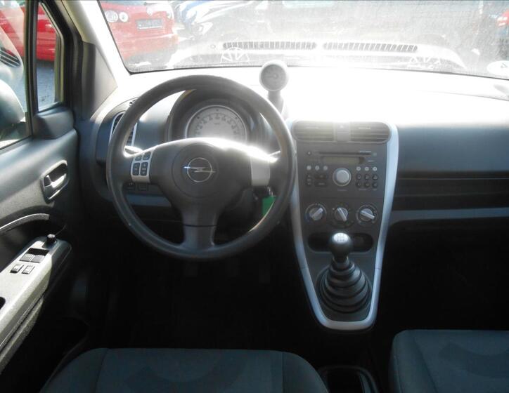 Opel Agila 13