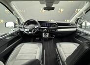 Volkswagen Multivan 21