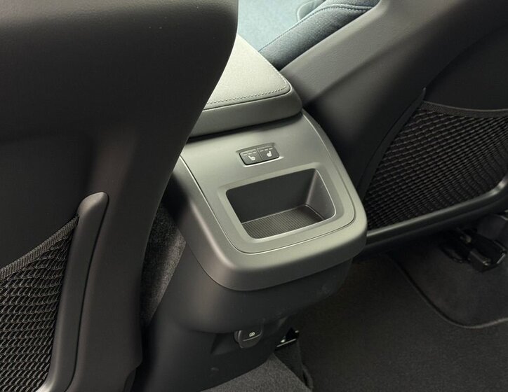 Volvo XC60 SUV / Terénní 2,0 l 184 kw