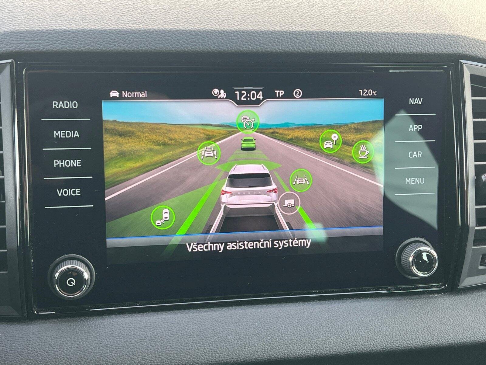 Škoda Karoq SUV 1,5 l 110 kw