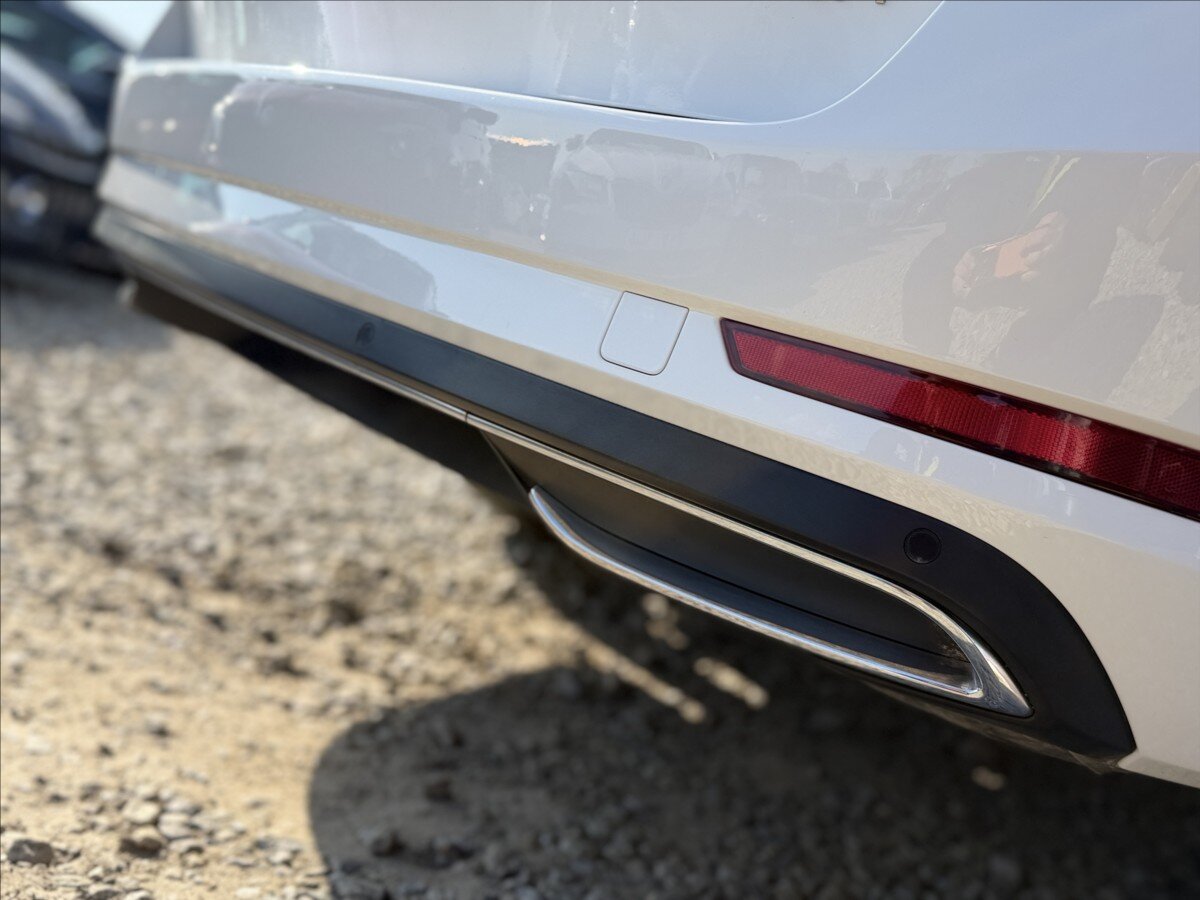 Škoda Superb Kombi 2,0 l 140 kw