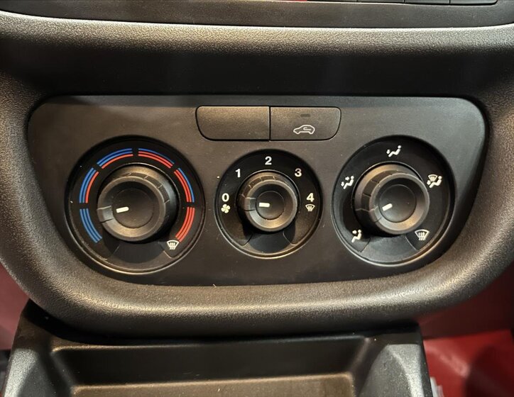 Fiat Dobló Valník 1,6 l 77 kw