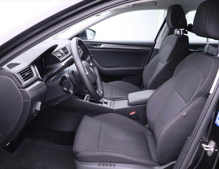 Škoda Superb Liftback 2,0 l 140 kw