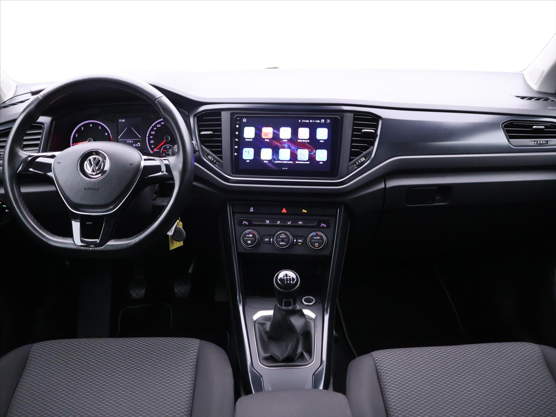 Volkswagen T-Roc SUV / Terénní 999,0 85 kw