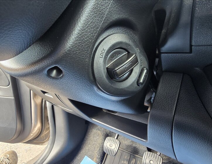 Nissan Note Hatchback 1,5 l 66 kw