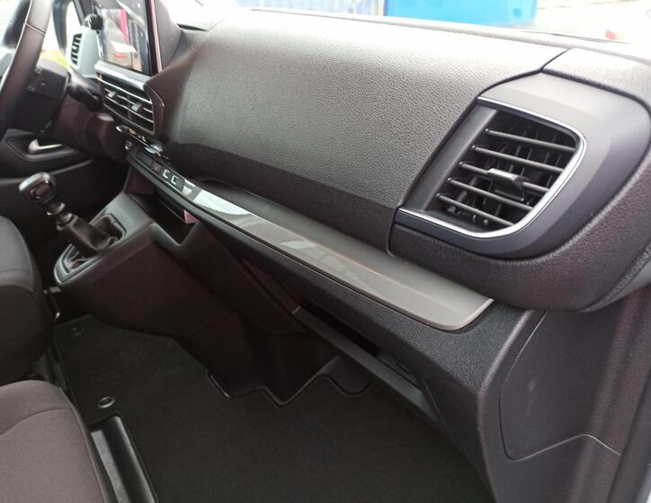 Toyota ProAce Verso 17