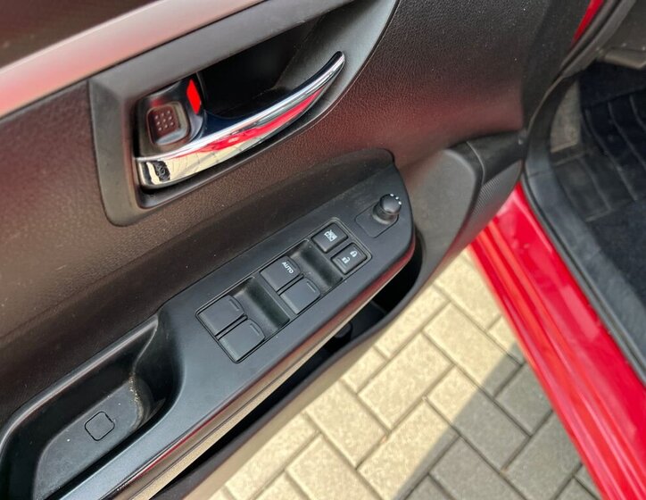 Suzuki Swift Hatchback 1,2 l 69 kw