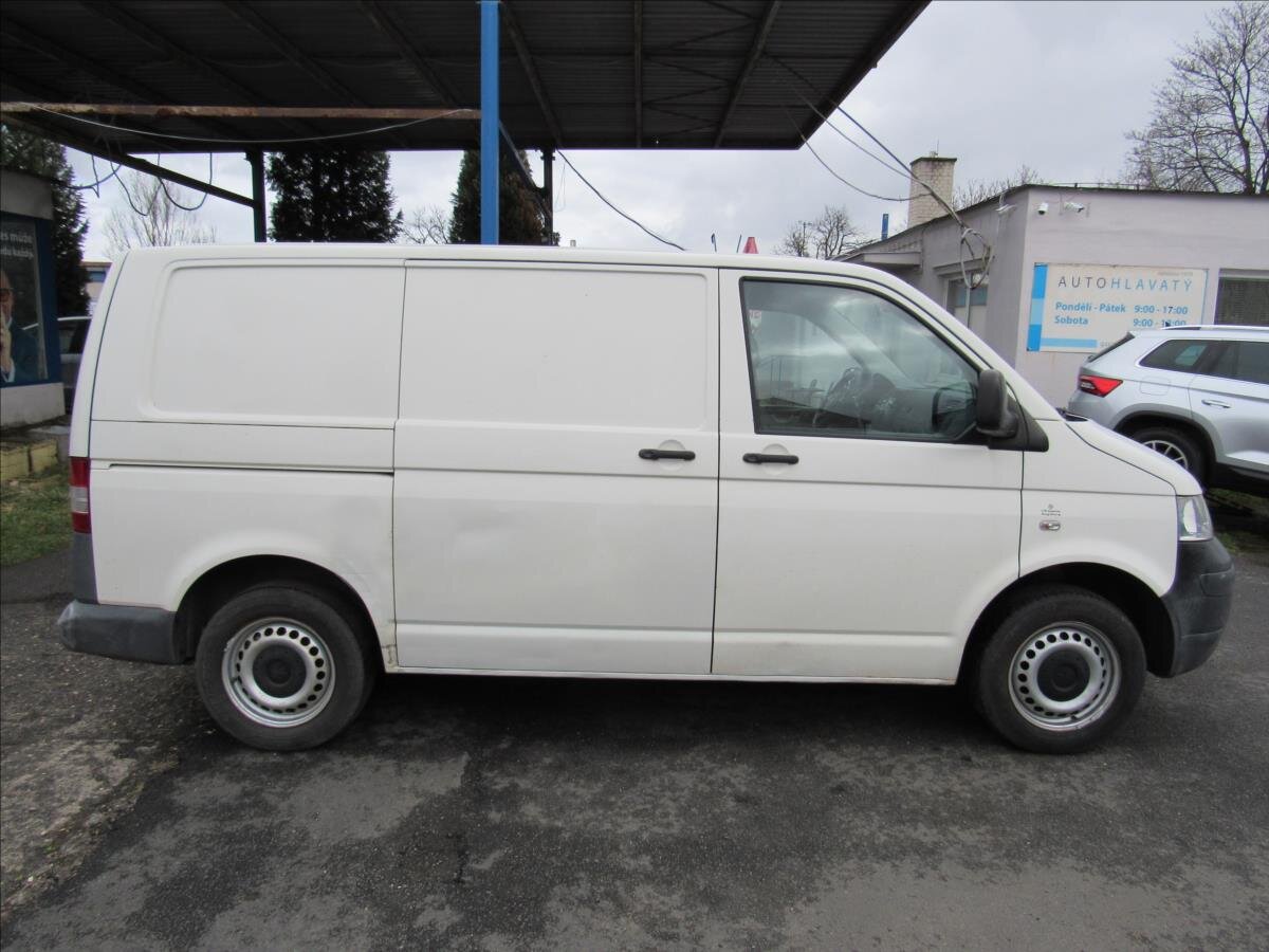 Volkswagen Transporter Skříň 1,9 l 62 kw