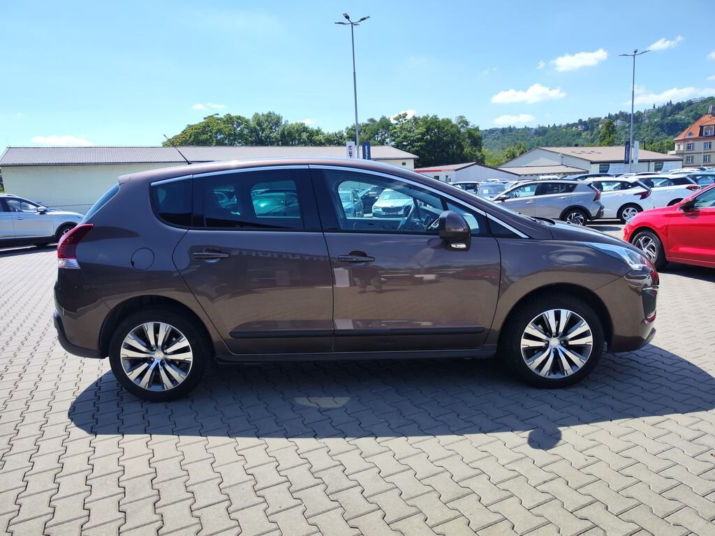 Peugeot 3008 Hatchback 1,6 l 88 kw
