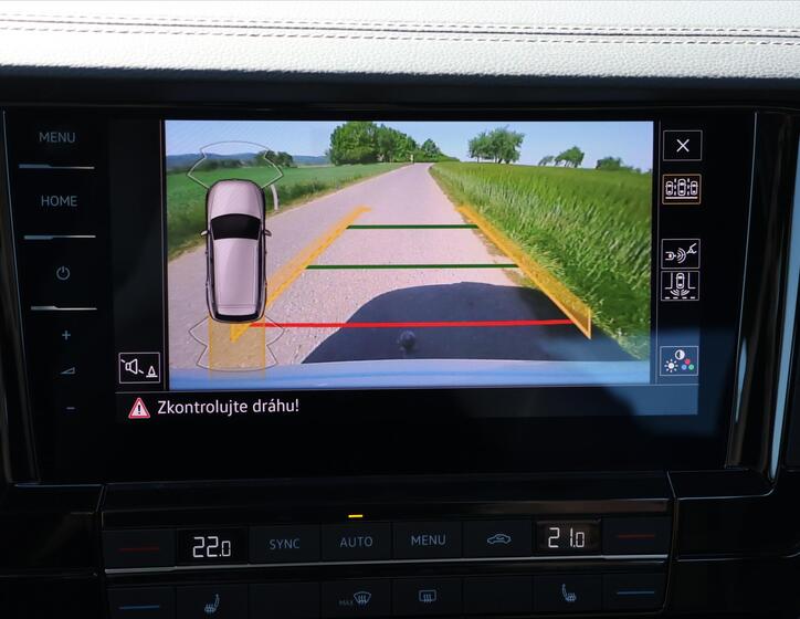 Volkswagen Touareg 33