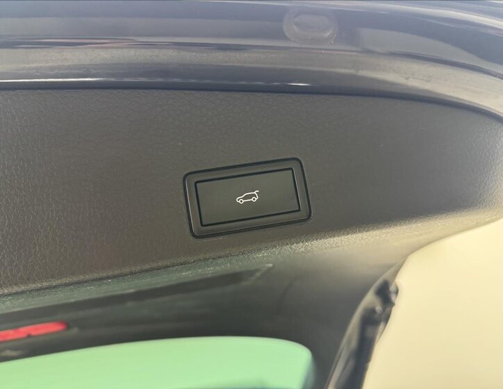 Volkswagen Touareg SUV 3,0 l 193 kw