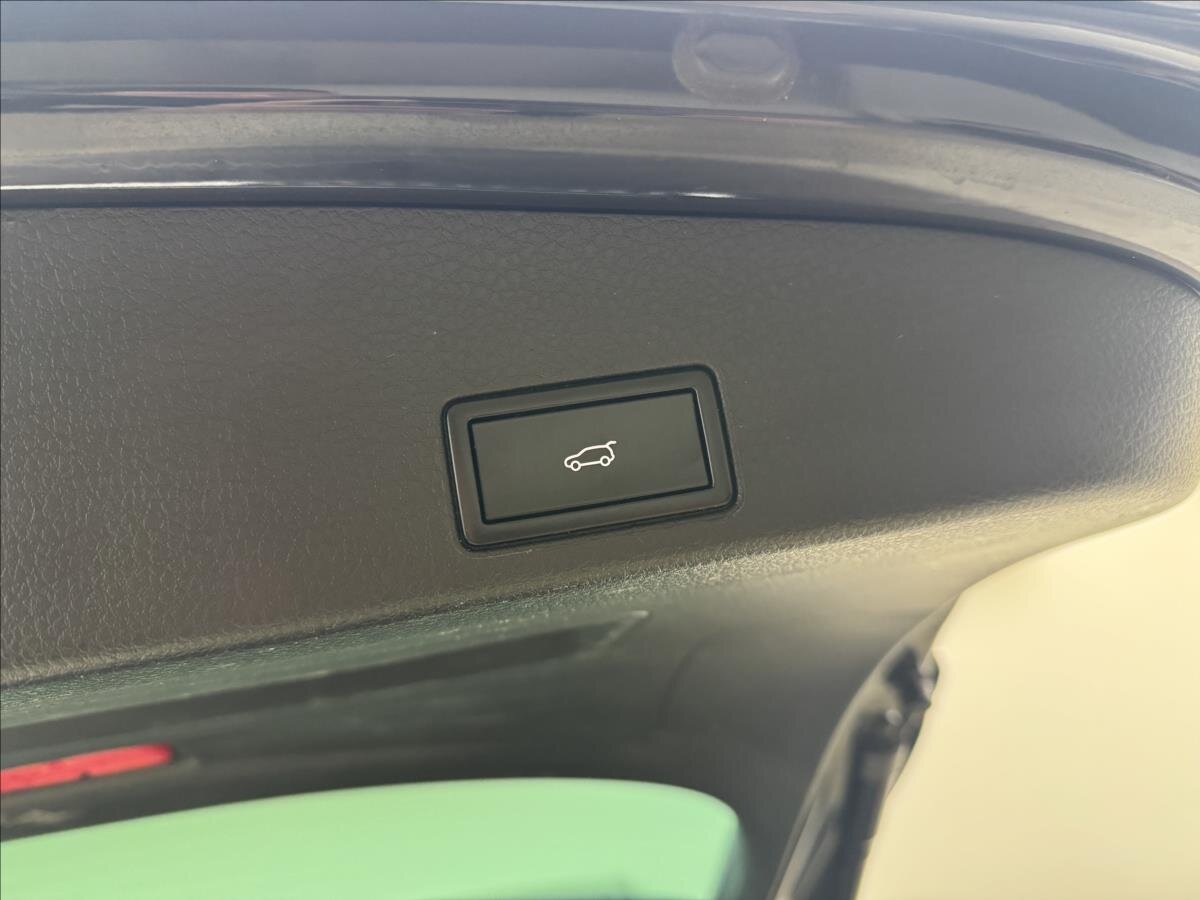 Volkswagen Touareg SUV 3,0 l 193 kw