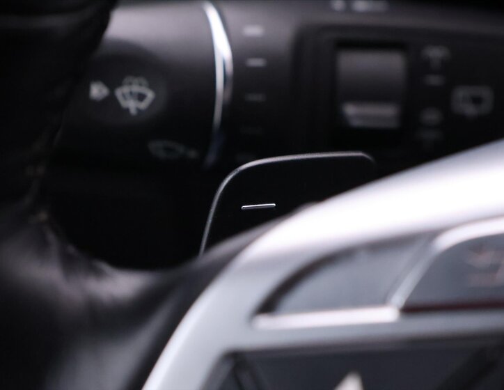 Mercedes-Benz Třídy G SUV 3,0 l 155 kw