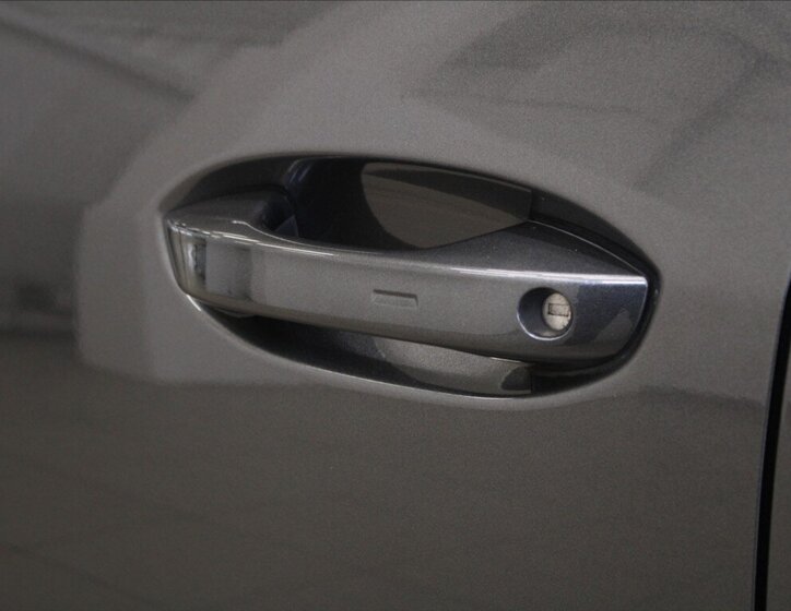 Ford Explorer SUV 10,0 250 kw