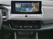Nissan Qashqai SUV / Terénní 1,3 l 116 kw