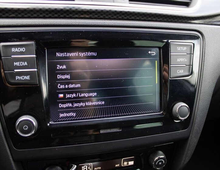 Škoda Rapid Sedan / Limuzína 999,0 81 kw