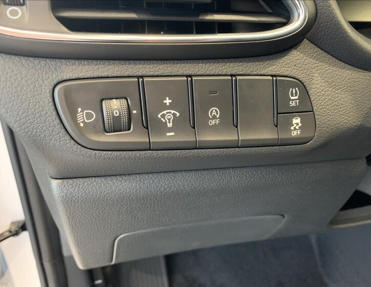 Hyundai i30 Kombi 998,0 74 kw