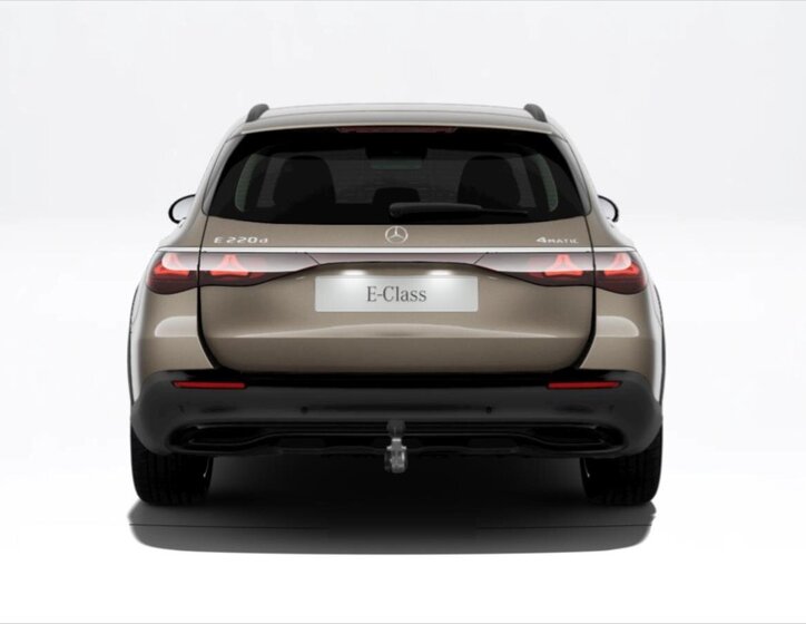 Mercedes-Benz Třídy E Kombi 2,0 l 145 kw