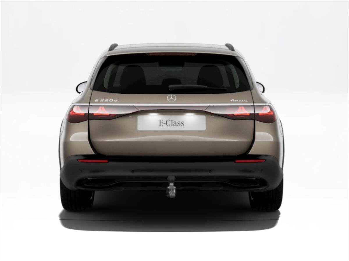 Mercedes-Benz Třídy E Kombi 2,0 l 145 kw