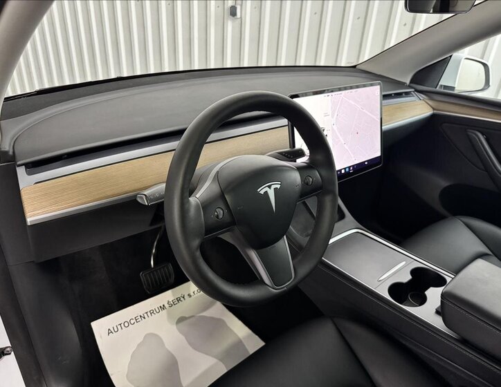 Tesla Model Y SUV 0,0 378 kw