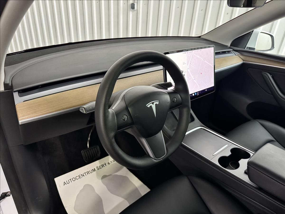 Tesla Model Y SUV 0,0 378 kw