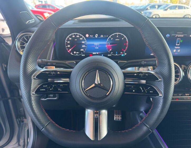 Mercedes-Benz GLB 16