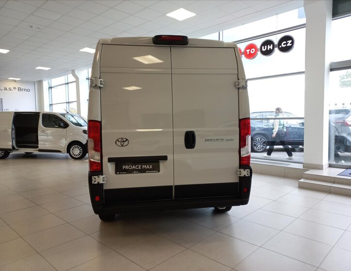 Toyota ProAce Skříň 2,2 l 103 kw