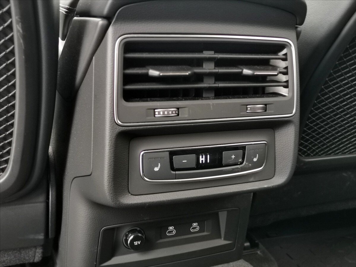 Audi Q8 SUV / Terénní 3,0 l 250 kw