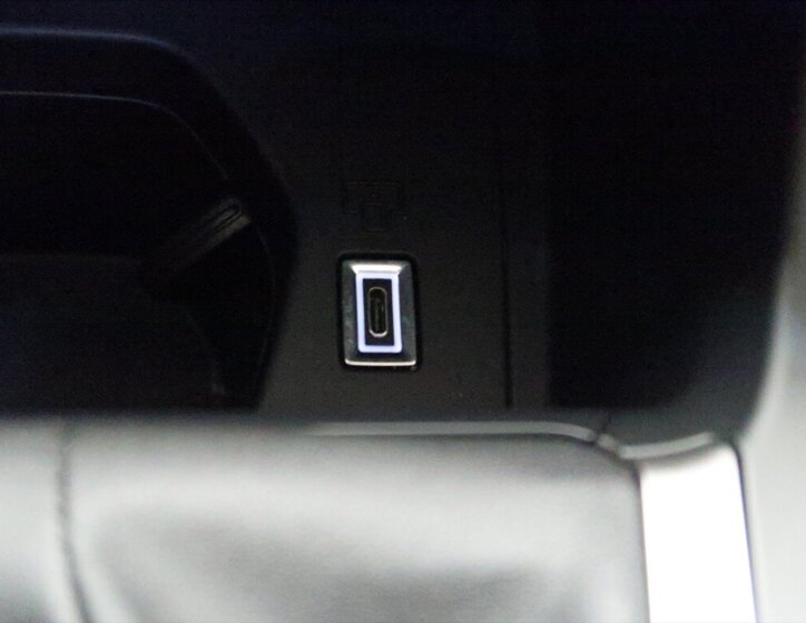 Peugeot 308 Kombi 1,2 l 96 kw