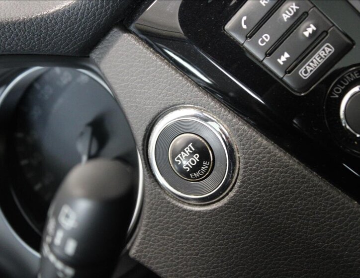 Nissan Qashqai SUV / Terénní 1,6 l 96 kw