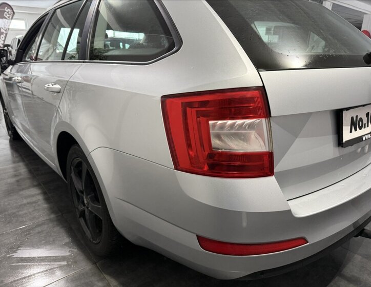 Škoda Octavia Kombi 1,6 l 77 kw