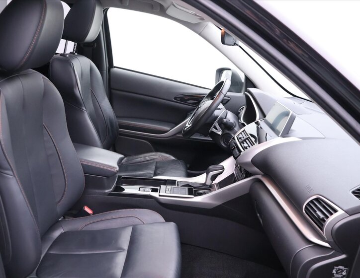 Mitsubishi Eclipse Cross SUV / Terénní 1,5 l 120 kw