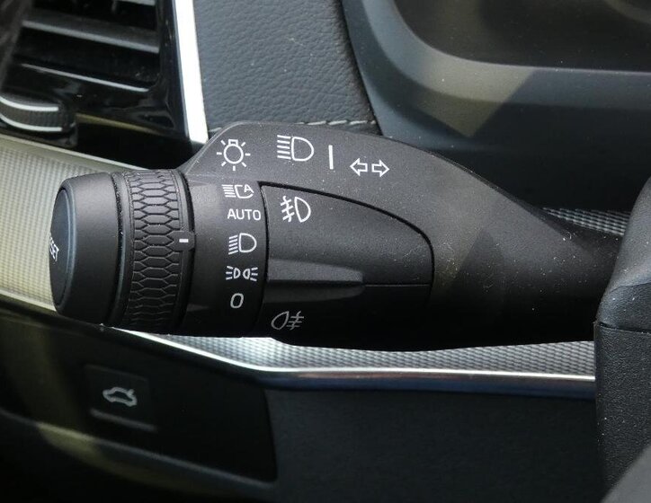 Volvo XC90 SUV / Terénní 2,0 l 173 kw