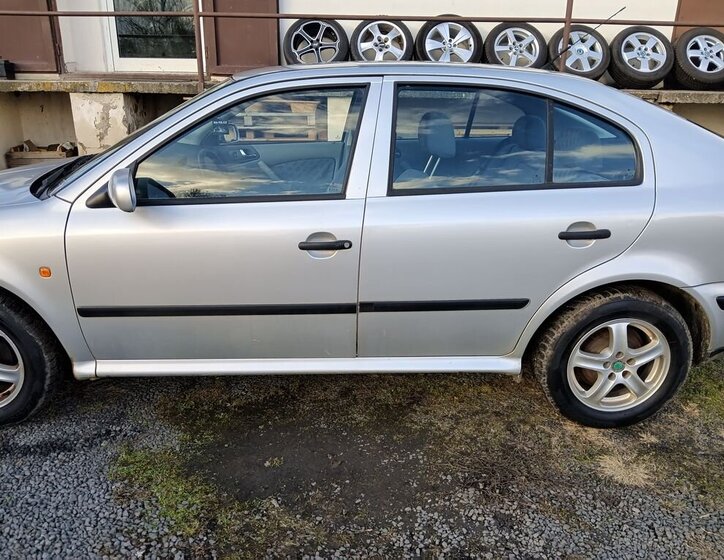 Škoda Octavia Liftback 1,6 l 74 kw
