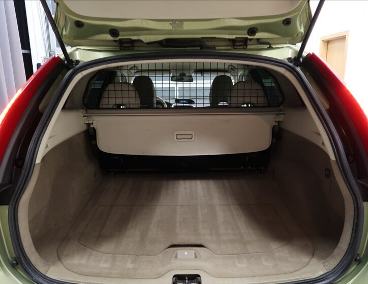 Volvo XC60 SUV / Terénní 2,4 l 120 kw