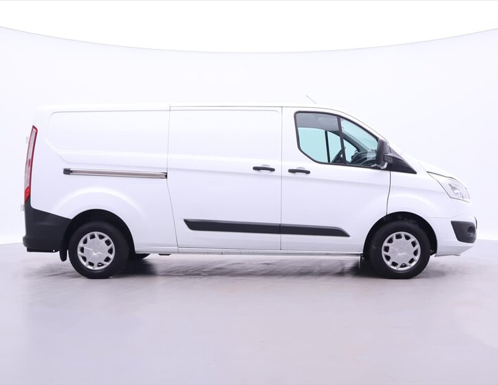 Ford Transit Custom 8