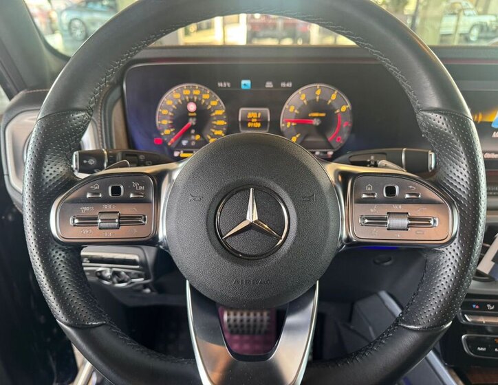 Mercedes-Benz Třídy G SUV / Terénní 4,0 l 310 kw