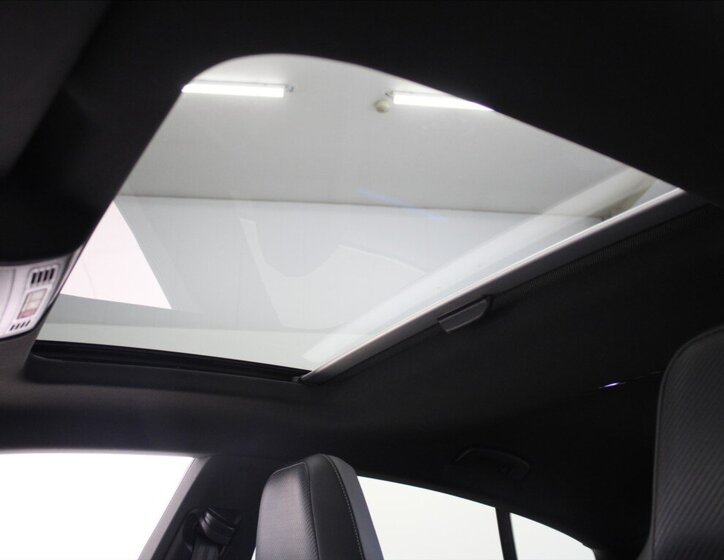 Volkswagen Arteon Liftback 2,0 l 206 kw