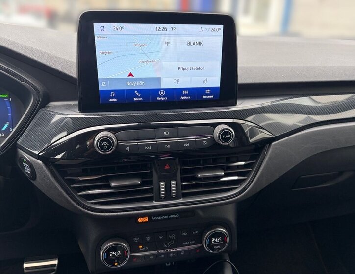 Ford Kuga SUV / Terénní 2,5 l 140 kw