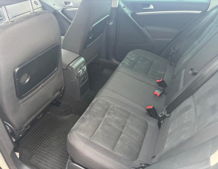 Volkswagen Tiguan 13