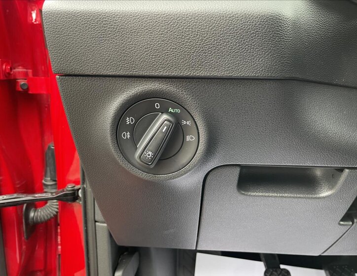 Škoda Karoq SUV 999,0 85 kw