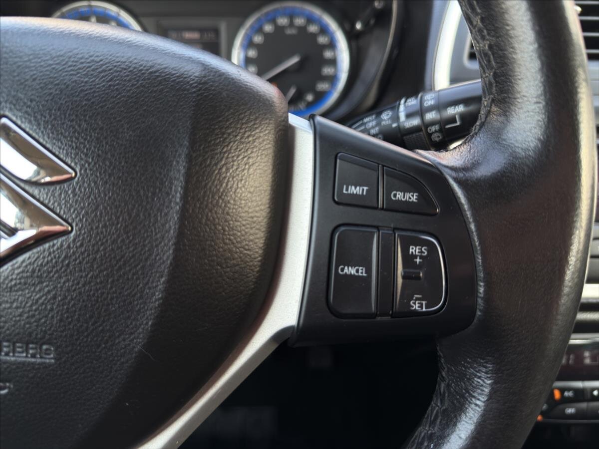 Suzuki SX4 S-Cross SUV / Terénní 1,6 l 88 kw