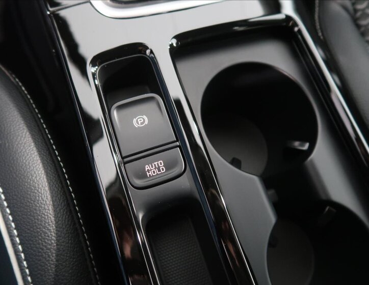 KIA XCeed CUV 1,5 l 103 kw